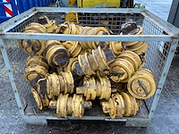 Partij loopwielen voor caterpillar rupskraan - afbeelding 1 van  2
