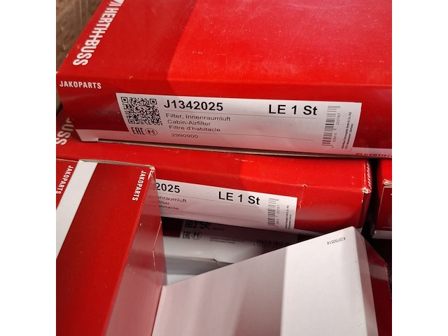 Partij lucht, interieur, brandstof & olie filters, o.a. jakoparts - afbeelding 26 van  56