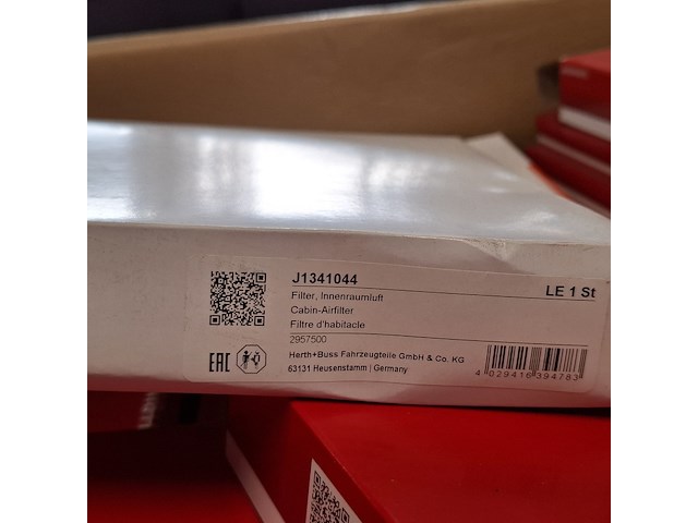 Partij lucht, interieur, brandstof & olie filters, o.a. jakoparts - afbeelding 31 van  56