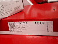 Partij lucht, interieur, brandstof & olie filters, o.a. jakoparts - afbeelding 32 van  56