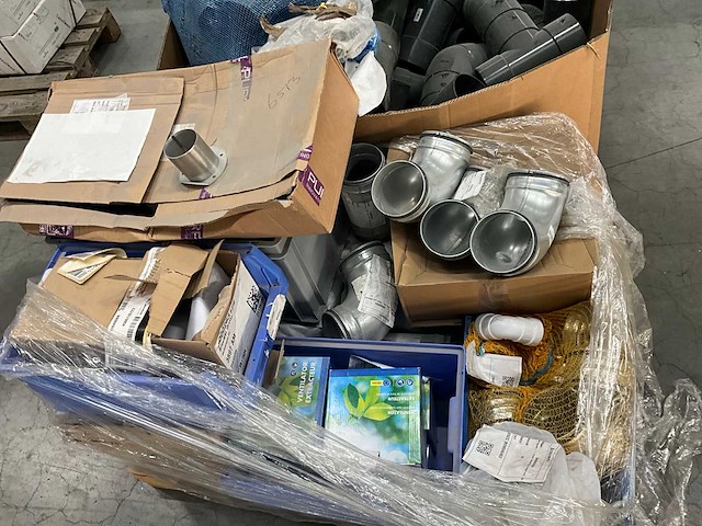 Partij luchtbehandeling installatiematerialen - afbeelding 2 van  7