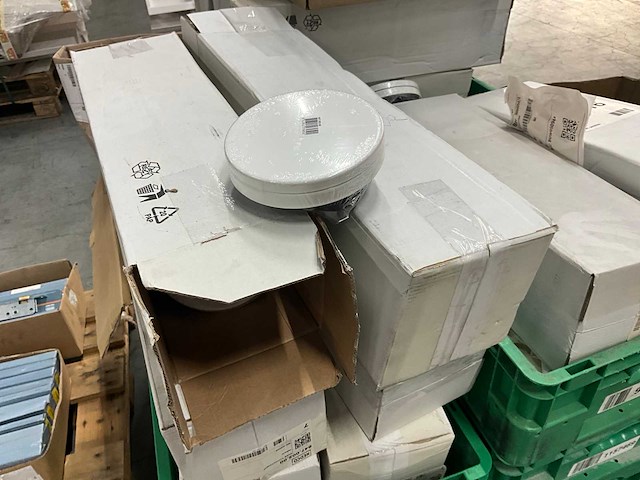 Partij luchtbehandeling installatiematerialen - afbeelding 6 van  7