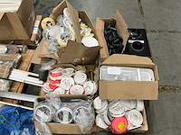 Partij luchtbehandelings installatiematerialen - afbeelding 2 van  8