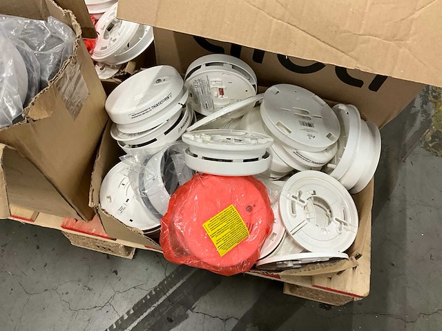 Partij luchtbehandelings installatiematerialen - afbeelding 3 van  8