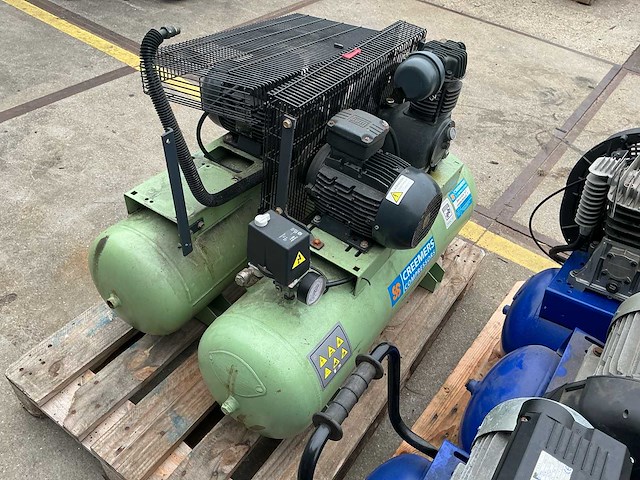 Partij luchtcompressoren - metabo mega 450 - creemers csg 200/60k - afbeelding 4 van  14