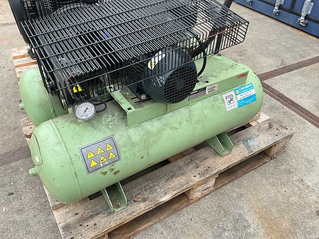 Partij luchtcompressoren - metabo mega 450 - creemers csg 200/60k - afbeelding 6 van  14
