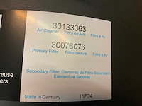 Partij luchtfilterhuizen en raamrubbers - afbeelding 9 van  9