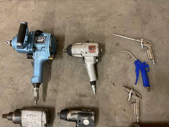 Partij luchtgereedschap - afbeelding 2 van  4