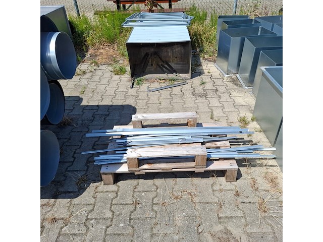 Partij luchtkanaal buismateriaal en toebehoren - afbeelding 9 van  26