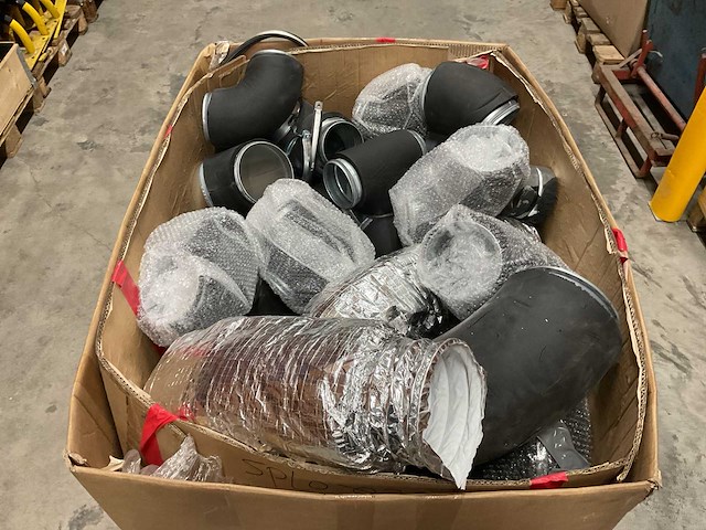 Partij luchtkanaal hulpstukken - afbeelding 2 van  4