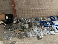 Partij luchtonderdelen + div. handelsgoederen - afbeelding 4 van  26