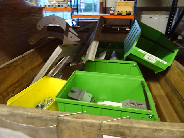 Partij luchttoevoermaterialen - afbeelding 9 van  27