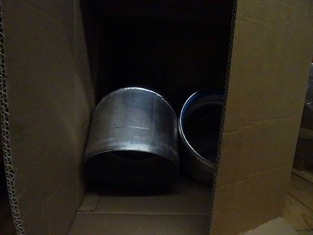 Partij luchttoevoermaterialen - afbeelding 15 van  27