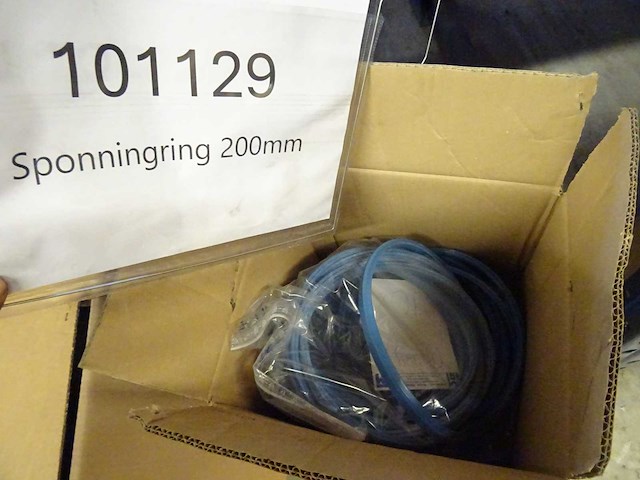 Partij luchttoevoermaterialen - afbeelding 23 van  27