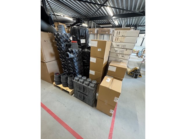 Partij luchtverdeelkast en toebehoren, 200 serie, grijs - afbeelding 4 van  11