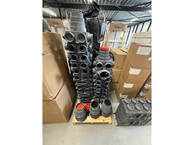 Partij luchtverdeelkast en toebehoren, 200 serie, grijs - afbeelding 10 van  11