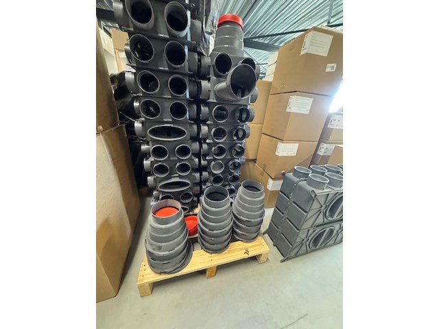 Partij luchtverdeelkast en toebehoren, 200 serie, grijs - afbeelding 11 van  11