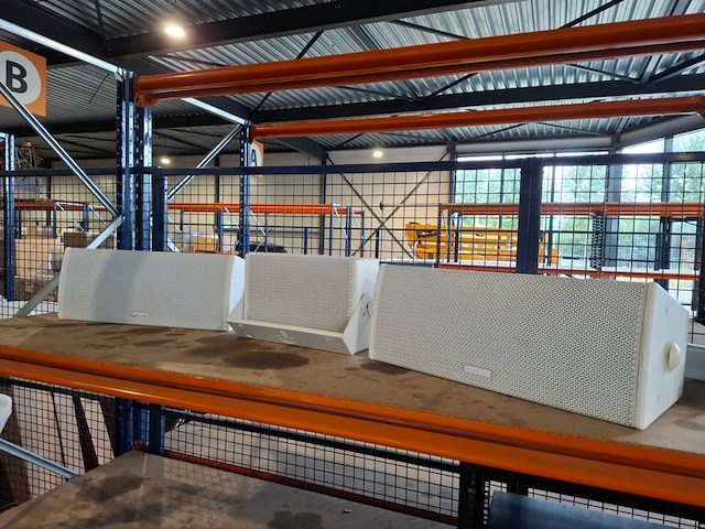 Partij luidsprekers, ecler, 2x arqis208wh luidspreker, 1x arqissb6twh sub - afbeelding 1 van  5