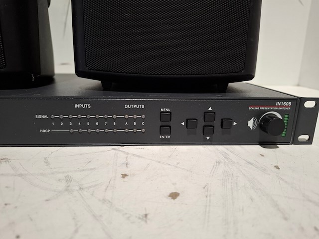 Partij luidsprekers, videoswitcher, audac, extron, lx503, in1608 - afbeelding 3 van  7