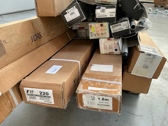 Partij luifels en luifelonderdelen - afbeelding 16 van  16