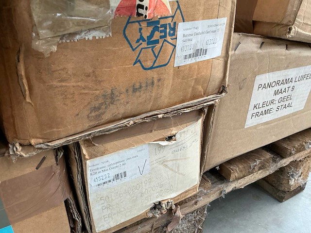 Partij luifels, voortenten en frames - afbeelding 5 van  15