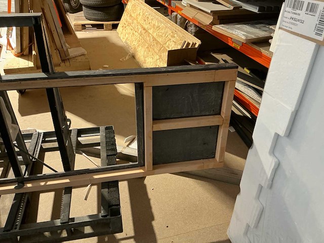 Partij luxe werkbladen van keramiek, composiet en natuursteen – diverse afmetingen en uitvoeringen - afbeelding 29 van  35