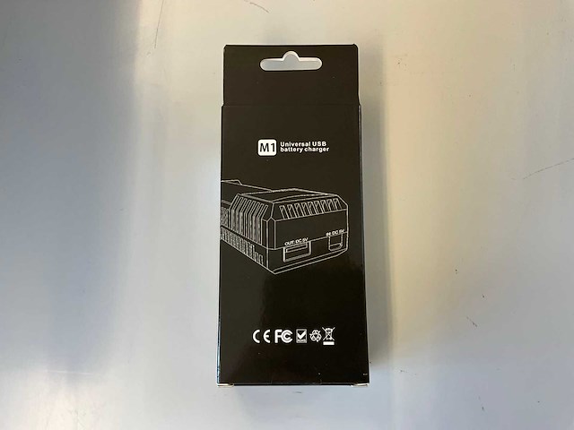 Partij m1 batterijladers (circa 200 stuks) - afbeelding 2 van  4