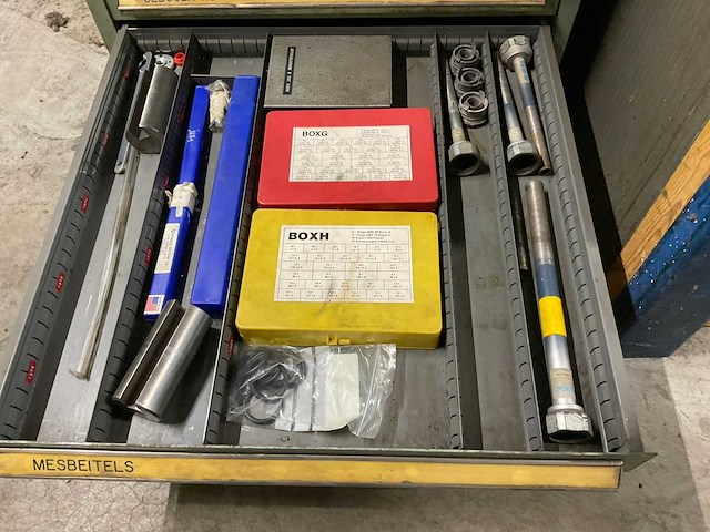 Partij machine gereedschap - afbeelding 4 van  15