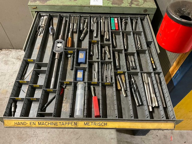 Partij machine gereedschap - afbeelding 8 van  15