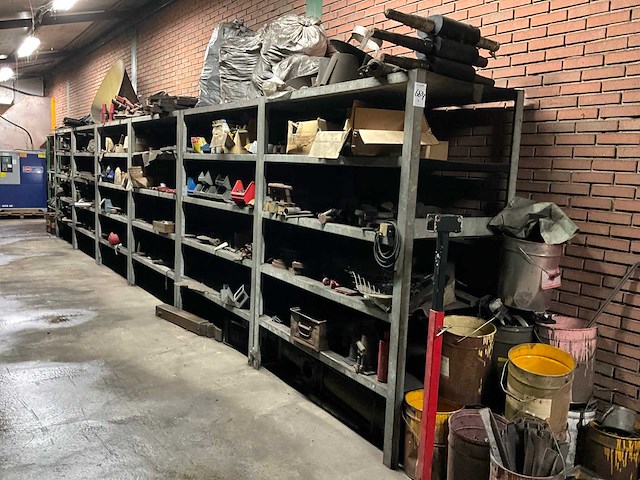 Partij machine onderdelen (c) - afbeelding 1 van  33