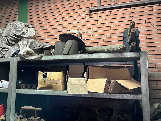 Partij machine onderdelen (c) - afbeelding 23 van  33