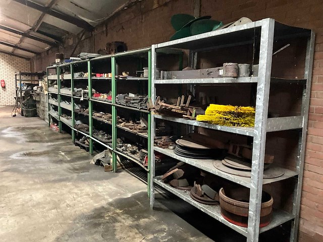 Partij machine onderdelen (c) - afbeelding 1 van  20