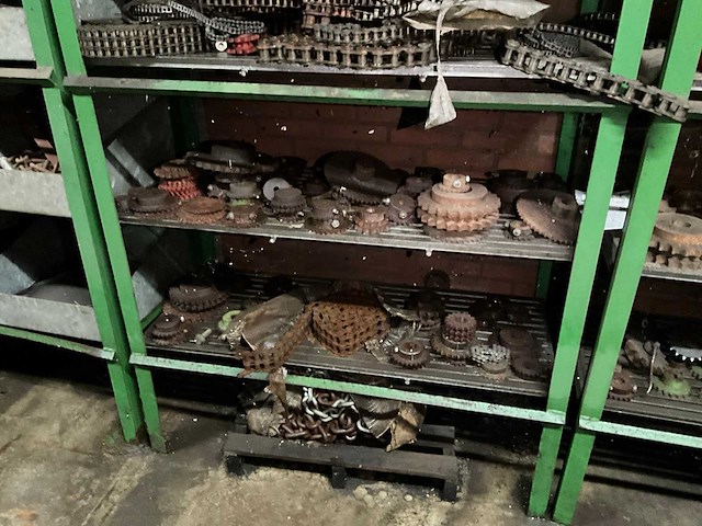 Partij machine onderdelen (c) - afbeelding 20 van  20