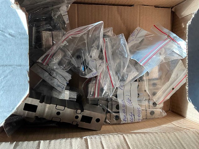 Partij machine onderdelen en divers - afbeelding 7 van  18