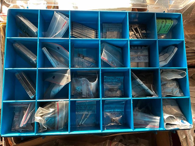 Partij machine onderdelen en divers - afbeelding 9 van  18