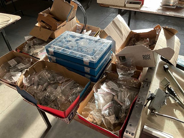 Partij machine onderdelen en divers - afbeelding 11 van  18