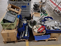 Partij machine onderdelen en toebehoren - afbeelding 1 van  22