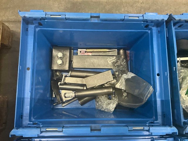 Partij machine onderdelen - afbeelding 3 van  9