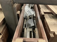 Partij machine onderdelen - afbeelding 2 van  12