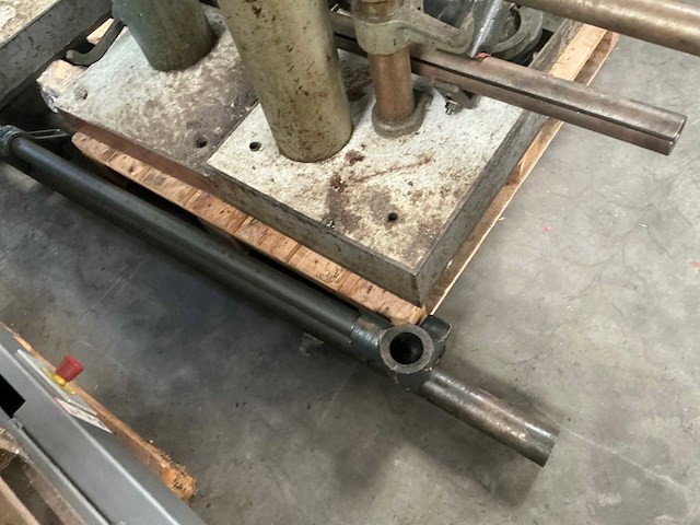 Partij machine onderdelen - afbeelding 2 van  7