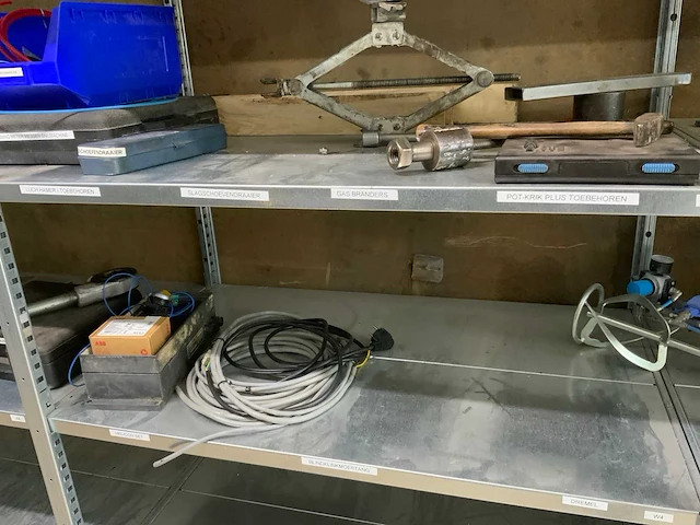 Partij machine onderdelen - afbeelding 2 van  63