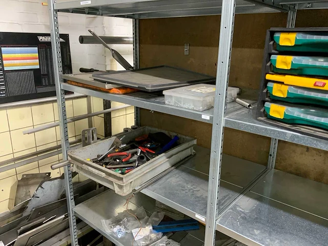Partij machine onderdelen - afbeelding 6 van  63