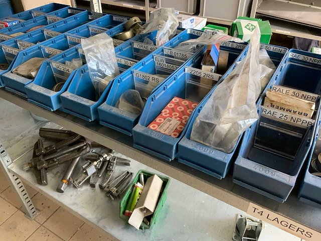 Partij machine onderdelen - afbeelding 20 van  63