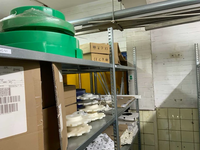 Partij machine onderdelen - afbeelding 33 van  63