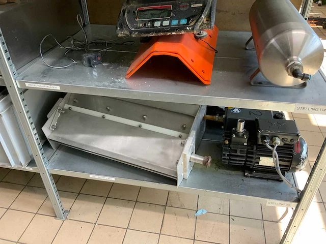 Partij machine onderdelen - afbeelding 34 van  63