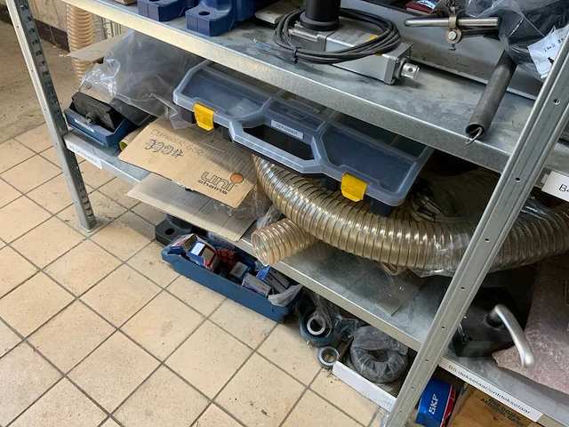Partij machine onderdelen - afbeelding 58 van  63