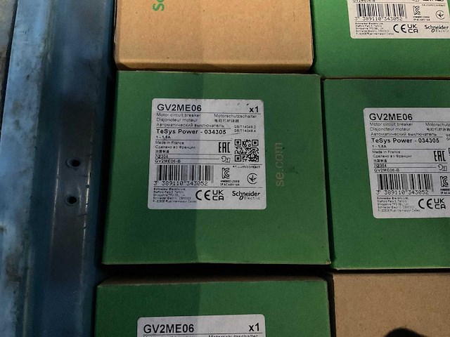 Partij machine schakelmateriaal - afbeelding 4 van  17