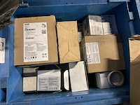 Partij machine schakelmateriaal - afbeelding 9 van  17