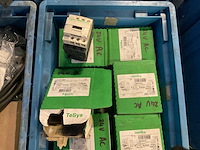 Partij machine schakelmateriaal - afbeelding 15 van  17