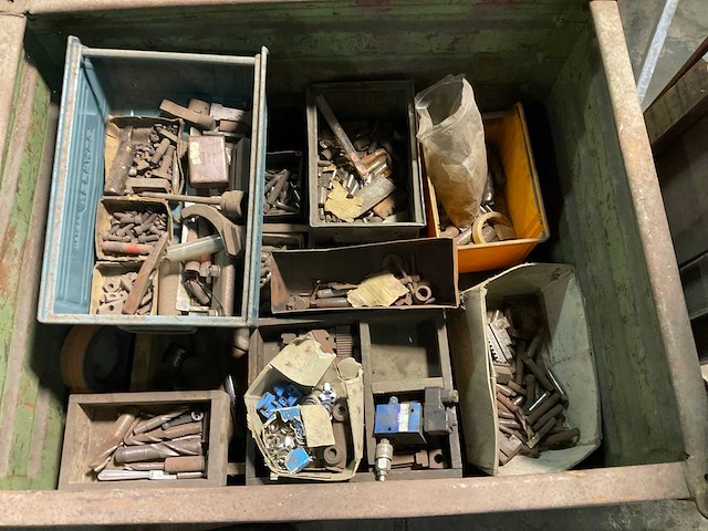 Partij machine toebehoren - afbeelding 1 van  6